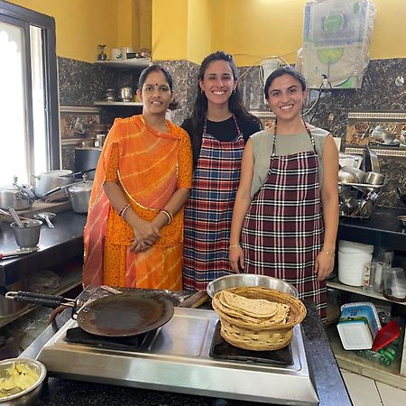 Black Pepper Home Stay Udajpur Exteriér fotografie